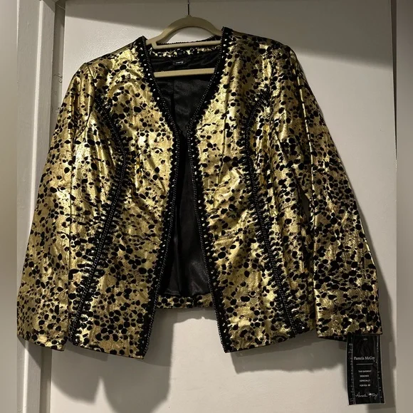 NWT: PAMELA MCCOY HOOK & EYE CLOSURE CHAIN DETAIL BLACK GOLD SUEDE JACKET🧡